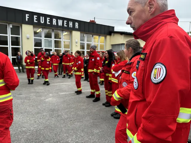 Menschen und Hunde der ÖRHB Oberösterreich stellten sich der mehrstündigen Überprüfung bei Tag und Nacht, um für die Personensuche tauglich zu sein. | Foto: ÖRHB LG OÖ