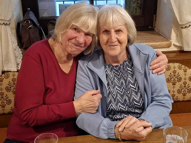 Christine und Margarethe hatten viel Spaß  | Foto: Eduard Wimmer