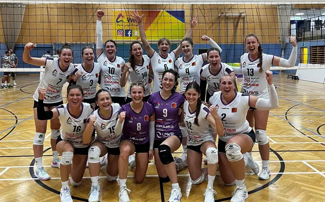 Die Weizer Damen freuten sich über den ersten Sieg in der 2. Bundesliga.  | Foto: VBC Weiz 