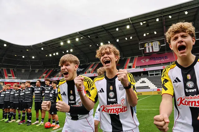 Emotionen, die nur der Fußball liefert: Die Lehrling fieberten heftig mit. | Foto: LASK