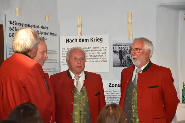 Quartett Karnitzen begleitete die Lesung mit windischen Liedern. | Foto: MeinBezirk/Carmen Rienzner