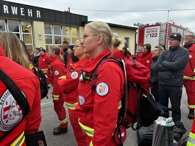 Menschen und Hunde der ÖRHB Oberösterreich stellten sich der mehrstündigen Überprüfung bei Tag und Nacht, um für die Personensuche tauglich zu sein. | Foto: ÖRHB LG OÖ