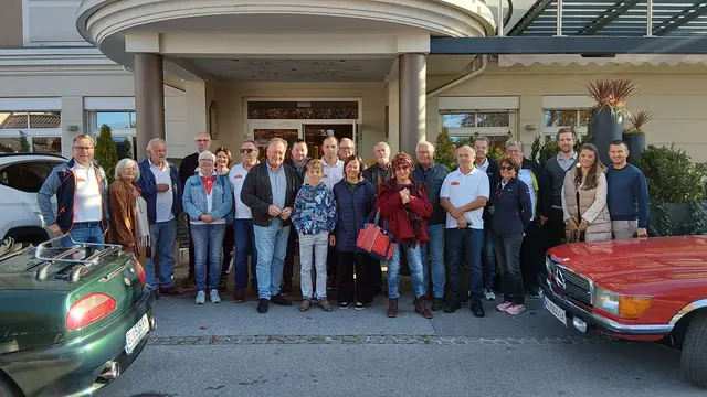 Der Oldtimerclub Weizklamm war wieder gemeinsam auf Tour.  | Foto: Oldtimerclub Weizklamm