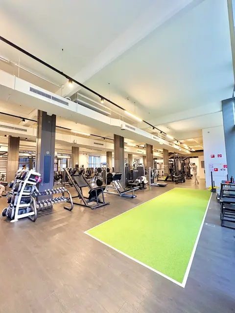 Fitness, Wellness und Trainerinnen und Trainer, die das Training auf Wunsch begleiten? Holmes Place weiß mit seinem Premium-Angebot zu überzeugen.

 | Foto: Holmes Place