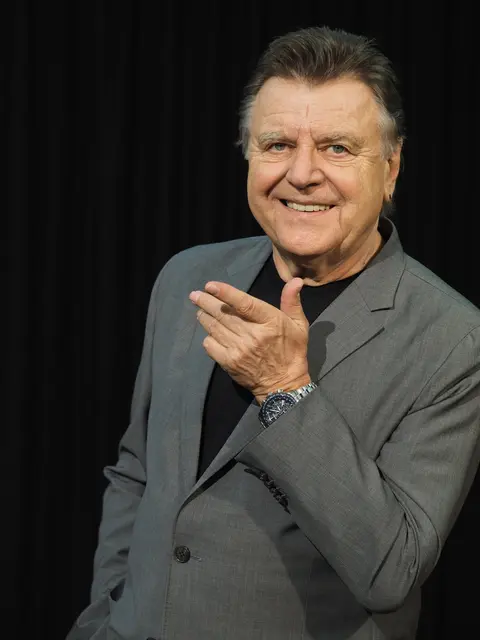 Kabarett-Legende Lukas Resetarits präsentiert sein Programm „Glück“ im Atrium-Europasaal. | Foto: Katrin Werzinger