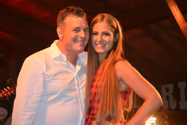 Marc Pircher drehte mit "Miss Burgenland" Margot Pölz sein "Sieben Sünden"-Musikvideo. | Foto: Michael Strini