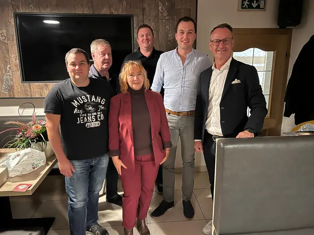 Sabine Auberger übernimmt den Ortsparteivorsitz von Erich Kasper. | Foto: SPÖ