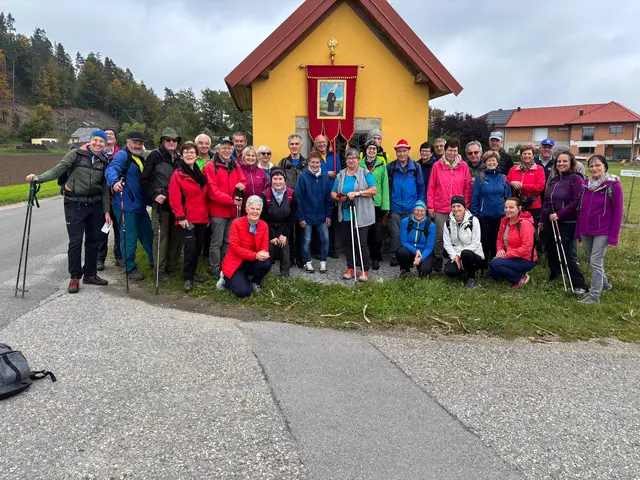 Eine Gruppe von Pilgern wanderte von Gallneukirchen nach St. Leonhard bei Freistadt. | Foto: Janschek