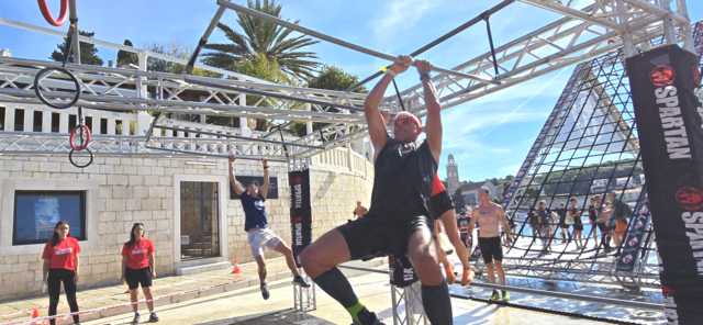 Manfred Knotzer erreichte bei Spartan Weltmeisterschaft in Hvar, Kroatien den 16. Platz seiner Altersklasse. | Foto: privat