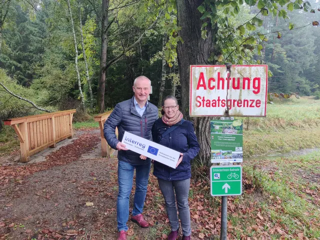 Bürgermeister von Reingers Andreas Kozar und KEM Zukunftsraum Thayaland-Managerin Christina Hirsch. | Foto: KEM Thayaland
