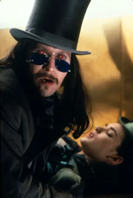 Bram Stoker's Dracula (1992), mit Gary Oldman &amp; Winona Ryder. | Foto: Ronald Grant Archive / Mary Evans / picturedesk.com