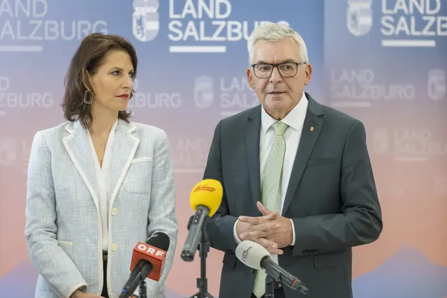 Im Bild: Landeshauptfrau Karoline Edtstadler und Landesrat Josef Schwaiger  | Foto: Land Salzburg/Neumayr/Leopold