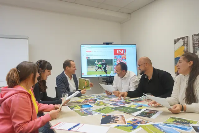 Es ist so weit: Das Voting für den Nachwuchskicker-Fotowettbewerb von MeinBezirk und Absolute Teamsport startet. | Foto: MeinBezirk/Jan Thönnessen