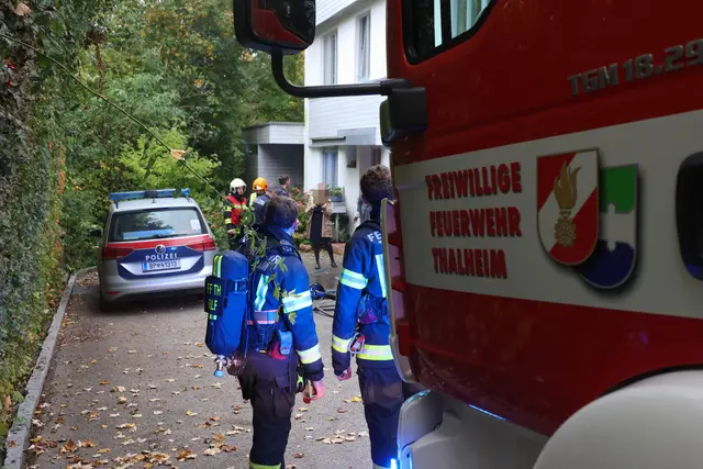 In einem Keller eines Reihenhauses in Thalheim bei Wels hatte ein Entfeuchtungsgerät zu brennen begonnen und löste einen Löscheinsatz aus. | Foto: laumat.at