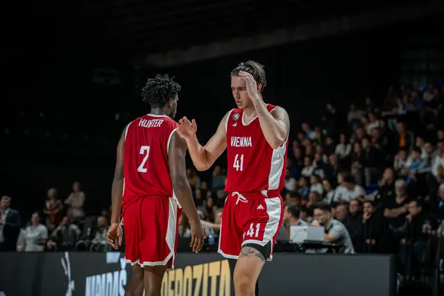 Hunter und Darko Bajo (r.). | Foto: Spartak Office Shoes/Mirjam Jegic Patarcic