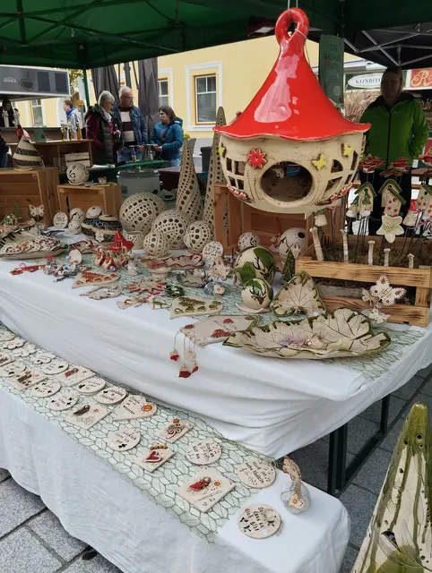 Kunstwerke aus Keramik | Foto: Veronika Frank