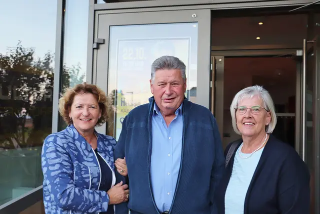 Bgm. a.D. Willi Rohrer mit Gattin Gerlinde (re) und LR a.D. Ursula Lackner | Foto: Edith Ertl