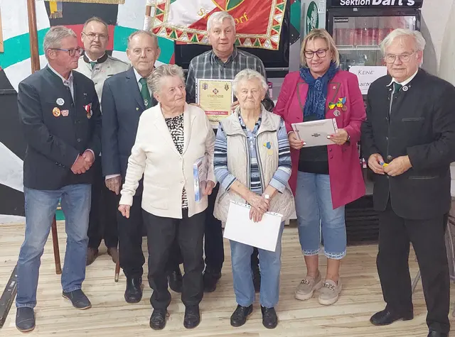 Die Sierndorfer gratulieren Maria Weismayer zum 100. Geburtstag. | Foto: zVg