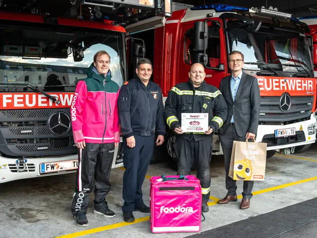 PENNY und foodora bedanken sich bei der Freiwilligen Feuerwehr Tulln für ihren Einsatz und feiern gleichzeitig auch die Erweiterung ihres Liefergebiets nach Tulln. | Foto: Paul Breuss