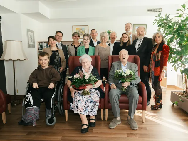 Das Hietzinger Ehepaar Dörsch feierte seine Kronjuwelenhochzeit im Kreise der Familie sowie zahlreicher Gratulantinnen und Gratulanten. | Foto: Stadt Wien/Lukas Fuchs