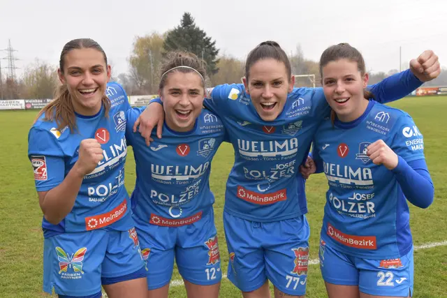 Sieg: Kapitänin Katja Graf, Katja Dorn und die Torschützinnen Lilla Sipos und Lena Schandl jubelten über das 2:1. | Foto: Michael Strini