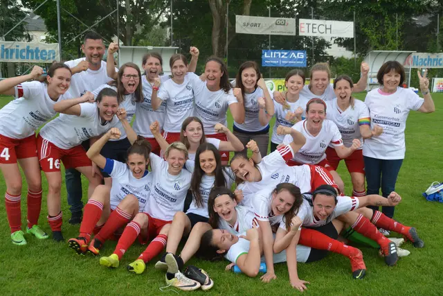 Großer Jubel herrschte beim FC Südburgenland nach dem Schlusspfiff und fixen Klassenerhalt in der Frauenbundesliga.