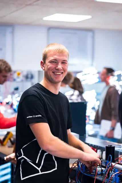 Lehrlingstag bei Welser Profile: Die verschiedenen Ausbildungsmöglichkeiten standen in Gresten im Fokus. | Foto: Welser Profile GmbH