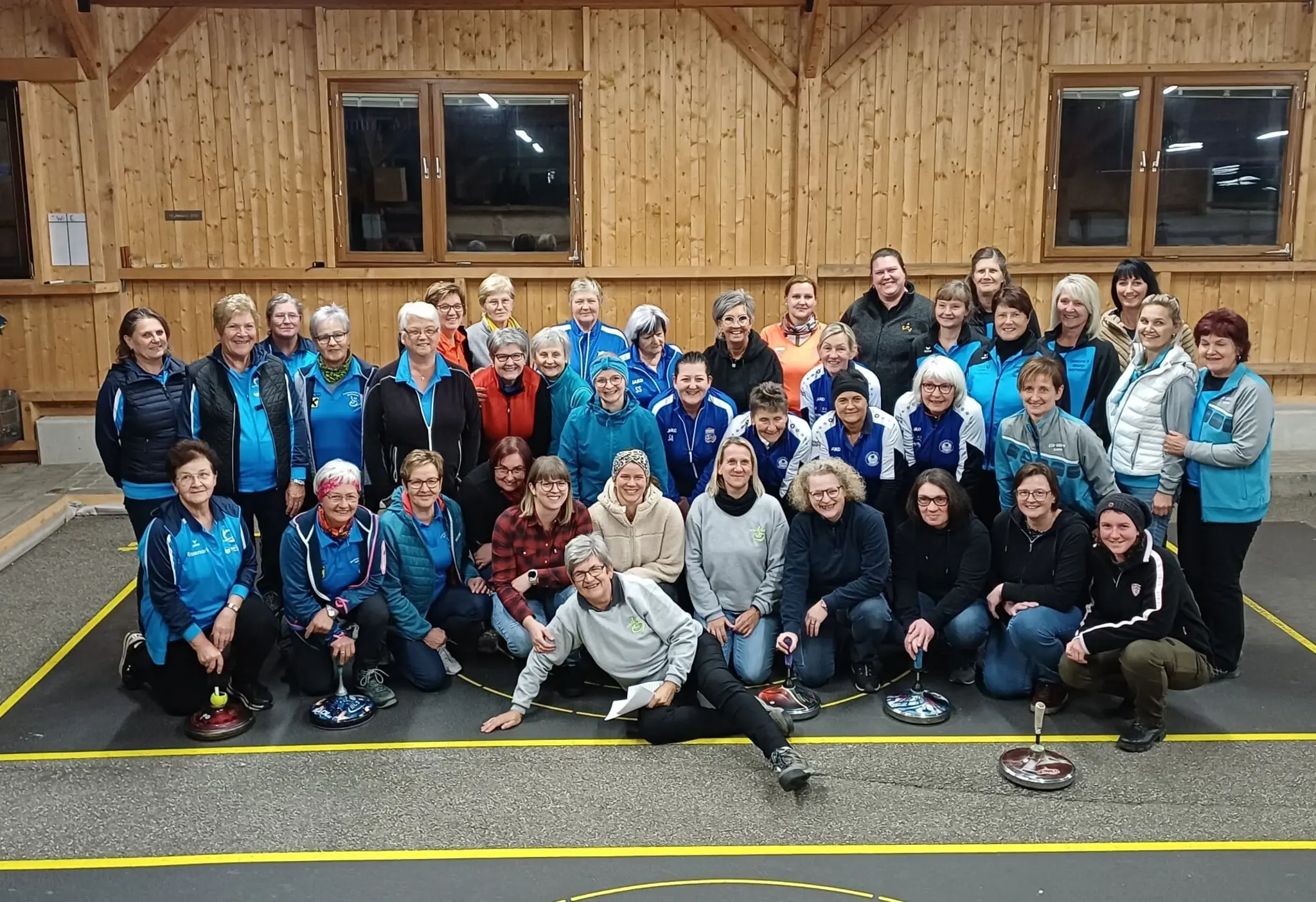 Damen-Stocksport im Bezirk: Damen Freundschafts Trainingsturnier in ...