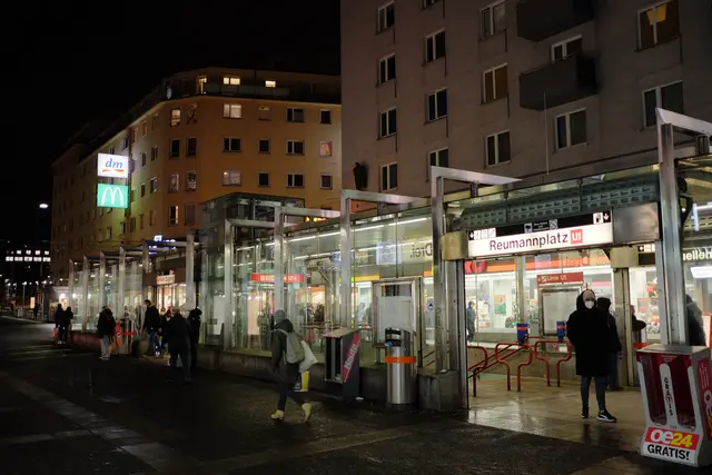 Die Waffenverbotszone in Favoriten scheint zu wirken – die Zahlen der Polizei Wien lassen vorsichtig Optimismus walten. (Archiv) | Foto: Tomislav Josipovic