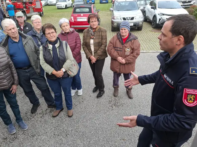 Seniorenbund Pabneukirchen besuchte die Feuerwehr Pabneukirchen. | Foto: Zinterhof