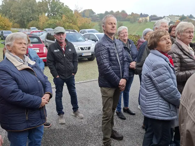 Seniorenbund Pabneukirchen besuchte die Feuerwehr Pabneukirchen. | Foto: Zinterhof