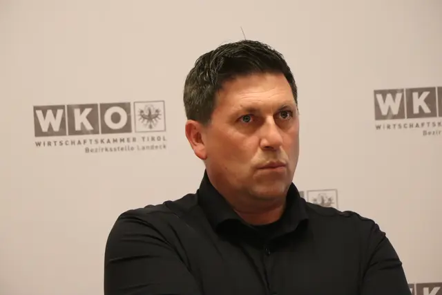 Oliver Hietz zeigte den Interessierten die Möglichkeiten gegen "Cybercrime". | Foto: Thomas Seelos
