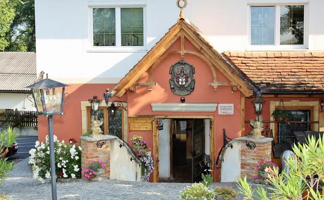 Der Gemeindewandertag in Hart bei Graz führt im gemütlichen Tempo bis zum Marienbräu und wieder zurück | Foto: Edith Ertl