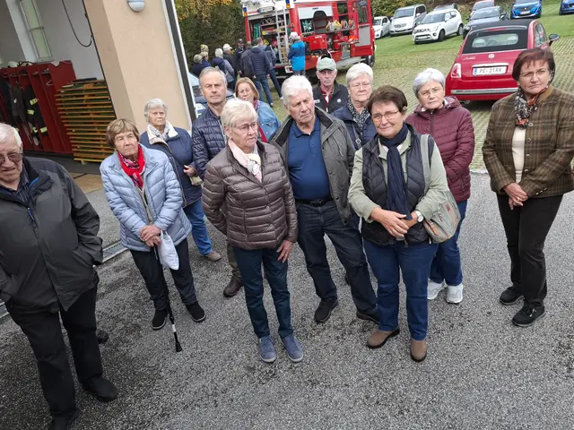 Seniorenbund Pabneukirchen besuchte die Feuerwehr Pabneukirchen. | Foto: Zinterhof