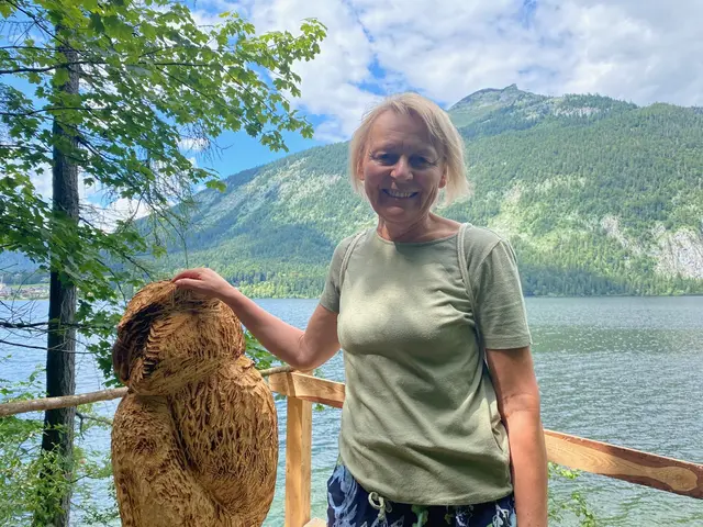 Gerti Engleder, diplomierte Mentaltrainerin und Kräuterpädagogin, erklärt, dass der Herbst eine wunderbare Zeit sei, um Kraft zu sammeln. | Foto: Gertraud Engleder