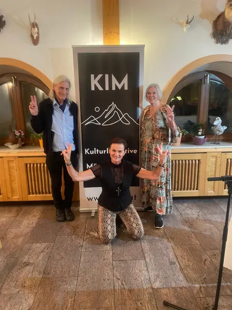 Anita Wagner mit  Peter Halpern und Christa Dolezal. | Foto: privat