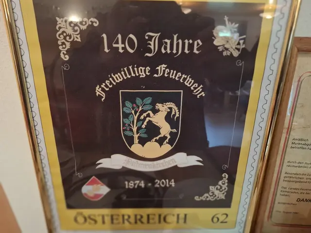 Seniorenbund Pabneukirchen besuchte die Feuerwehr Pabneukirchen. Marke von Josef Lumetsberger. | Foto: Zinterhof