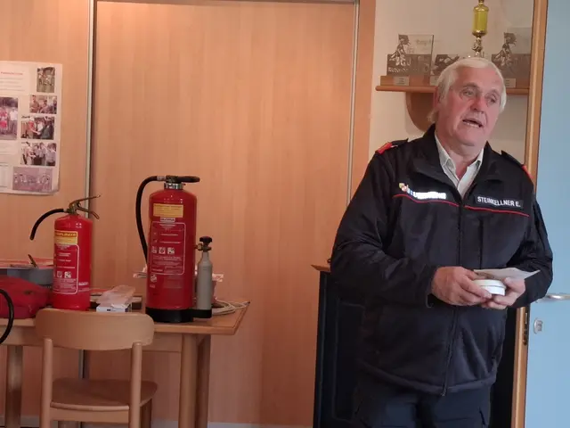 Seniorenbund Pabneukirchen besuchte die Feuerwehr Pabneukirchen. | Foto: Zinterhof