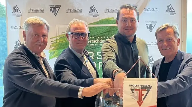 Cup-Sponsor Hannes Kerschdorfer, TFV-Vizepräsident Adi Stastny, WSG-Sportdirektor Stefan Köck und TFV-Präsident Josef Geisler | Foto: TFV