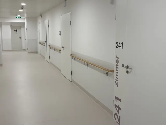 Bezirkskrankenhaus Reutte anno 2025: alles ist hell und übersichtlich. | Foto: MeinBezirk/Günther Reichel