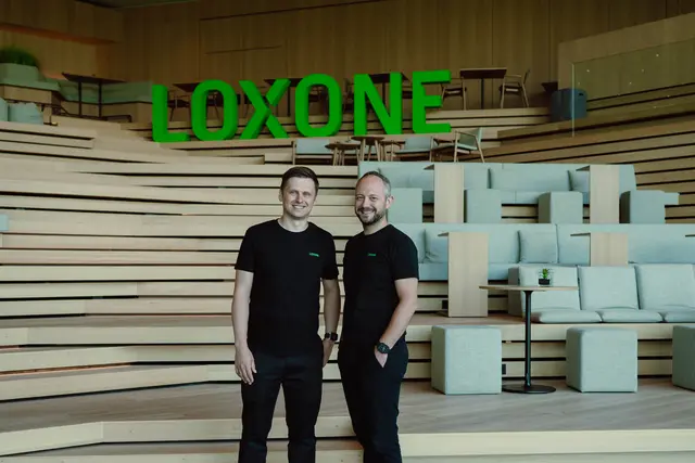 Von links: Florian Wöss, President Markets, und Andreas Hetzendorfer, President Product &amp; Operations. | Foto: Loxone