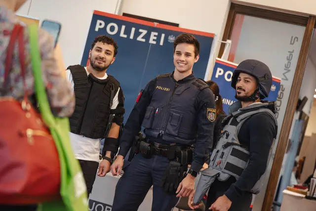 Jugendliche erhielten spannende Einblicke in verschiedene Berufe. | Foto: Michael Geißler