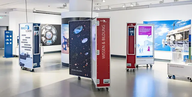 Mit der neuen Wanderausstellung „ALL.TÄGLICH!“ macht das Haus der Natur Salzburg erlebbar, wie Forschung im All unser Leben auf der Erde verändert. Die neue Sonderausstellung ist ab 17. Oktober 2025 im Haus der Natur zu sehen. | Foto: HdN/Wildbild