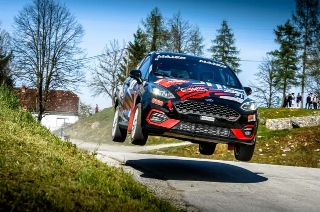 Max und Ben Maier aus dem Bezirk Horn leben ihre Leidenschaft für Motorsport seit der Kindheit. | Foto: Racing Maier