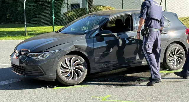 Im Kreuzungsbereich der Bergwerkstraße mit der B171 kam es am Mittwochnachmittag zu einem Zusammenstoß zweier Fahrzeuge. | Foto: zoom.tirol