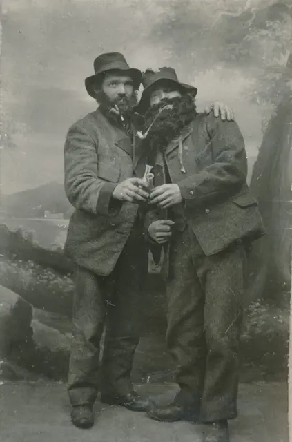 Im Jahr 1908: Der Heimatdichter Hermann Kopp mit Johann Halfinger. | Foto: Fasnacht