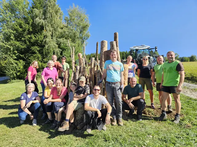 Ein eindrucksvolles Naturkunstwerk aus Totholz- die neue Käferburg | Foto: Gemeinde St.Kathrein am Offenegg