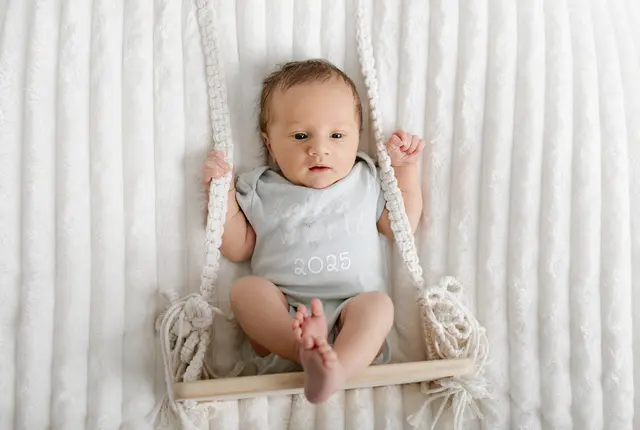 Name: Jonas
Geburtsdatum: 29. August 2025
Gewicht: 3.920 g
Größe: 53 cm
Eltern: Julia und René Tratsch aus Parschlug | Foto: Claudia Gehring