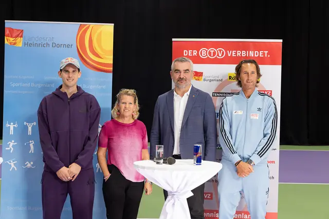 Dominic Thiem, Karin Thiem, LR Heinrich Dorner und Wolfgang Thiem. | Foto: Landesholding Burgenland- Alex Heilmann