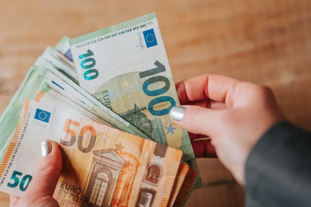In Liesing gibt es im November eine zweiteilige kostenlose Workshopreihe „How to Money!“ für Frauen. (Symbolbild) | Foto: Panthermedia/RRRmmm22